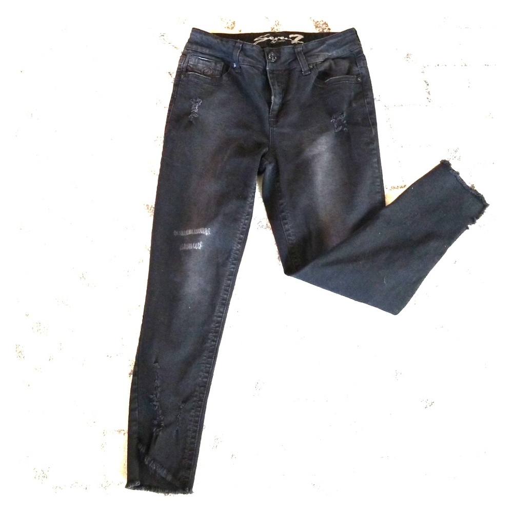 Seven7 Jean's Distressed Black Skinnies
